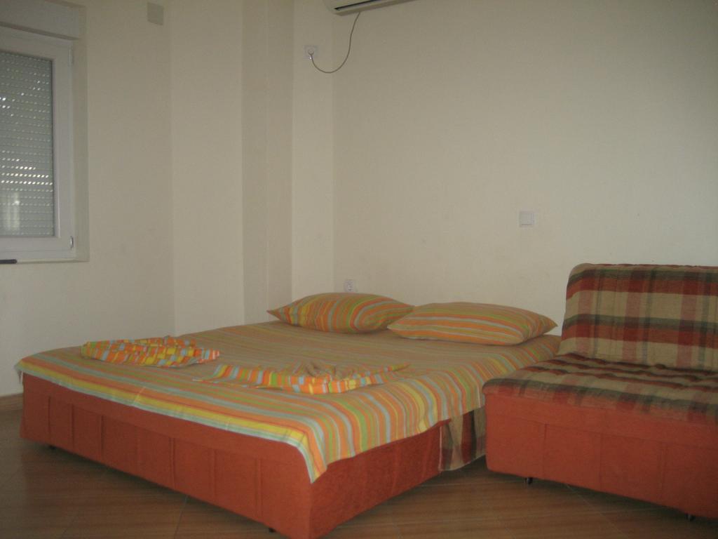 Guest House Vila Mimoza Ulcinj Exterior foto