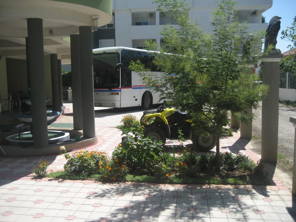 Guest House Vila Mimoza Ulcinj Cameră foto