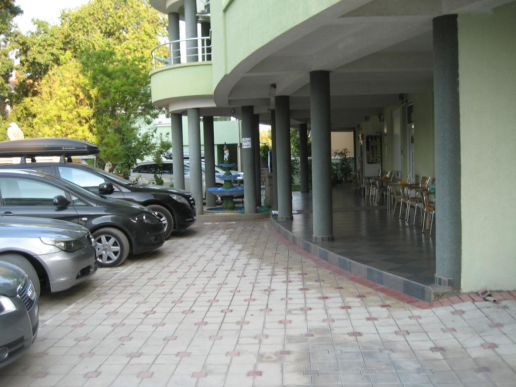 Guest House Vila Mimoza Ulcinj Cameră foto