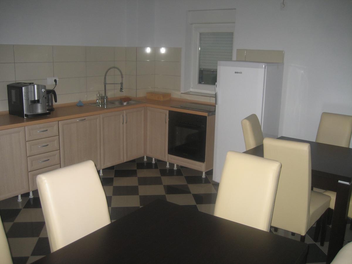 Guest House Vila Mimoza Ulcinj Exterior foto